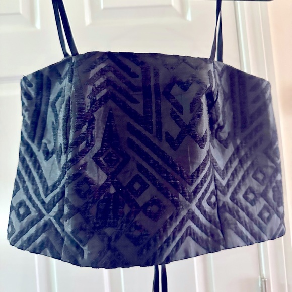 Black Brand New Crop Top - Picture 2 of 4